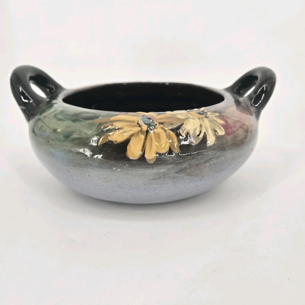 Weller Late Eocean Handled Bowl Slip Decorated Daisies Art Pottery Black Antique